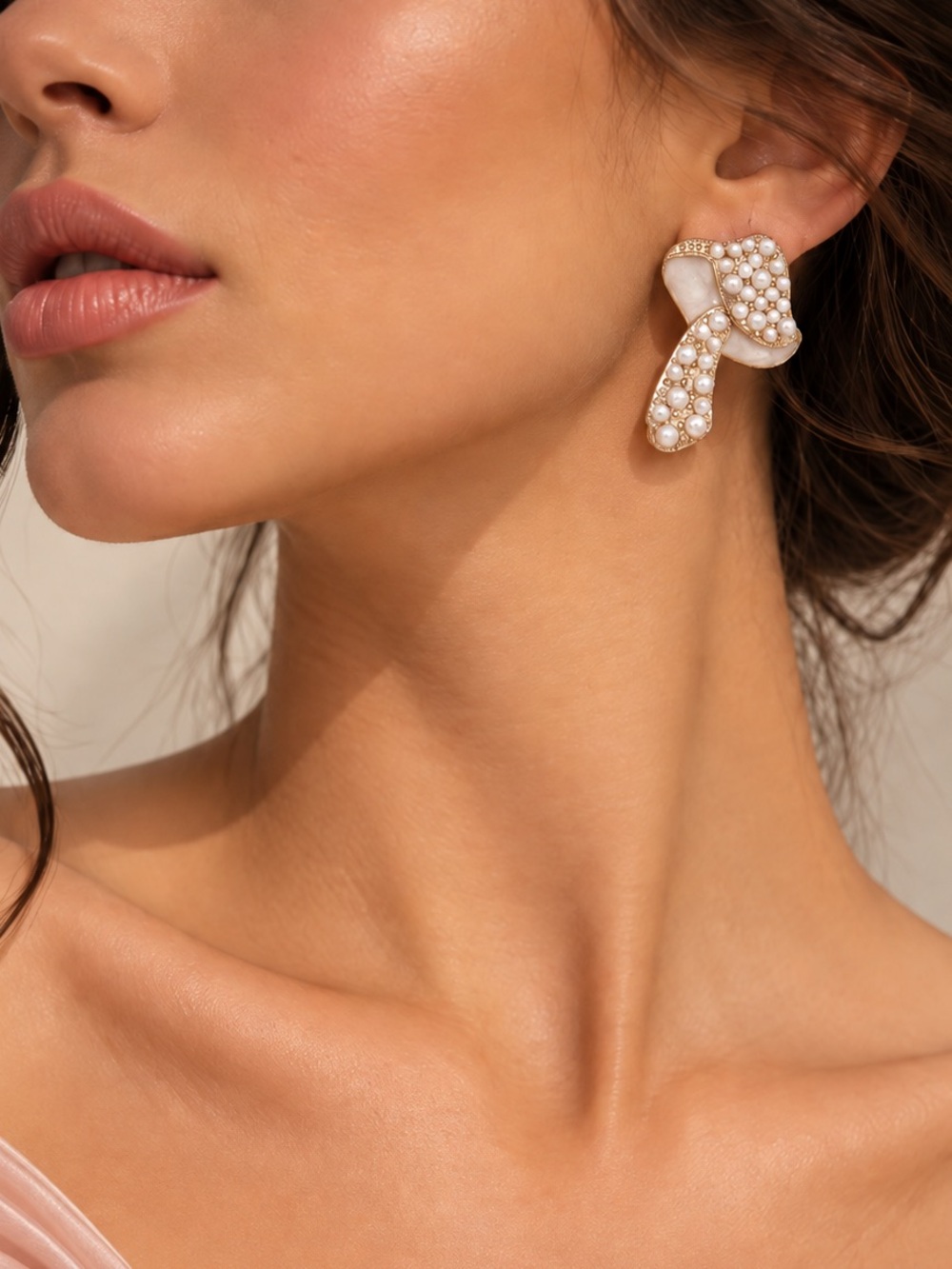Pearl Ribbon Statement Earrings - White & Gold